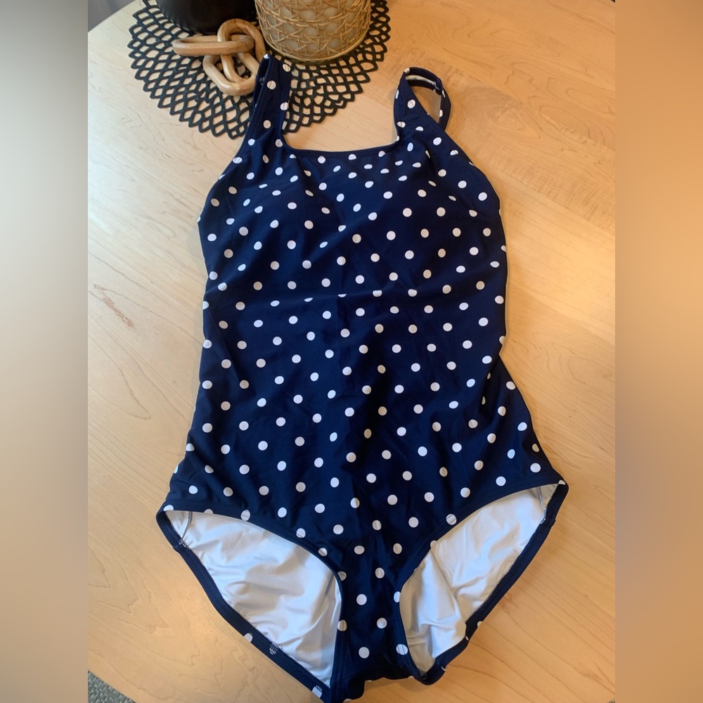 NWT Lands’ End one piece swim suit size XL/18 and Med 10-12